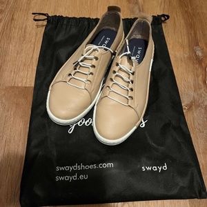 Swayd Dance Sneakers